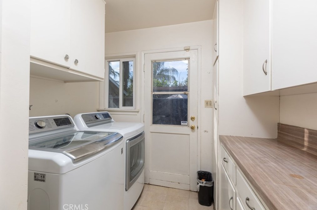 3670 San Rafael Way, Riverside CA  92504-3946 exterior