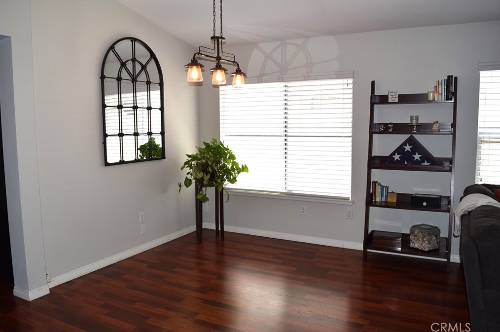 163 Cape Elizabeth Way, Riverside CA  92506-6180 exterior