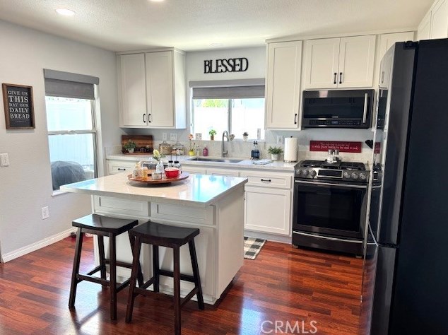 163 Cape Elizabeth Way, Riverside CA  92506-6180 exterior