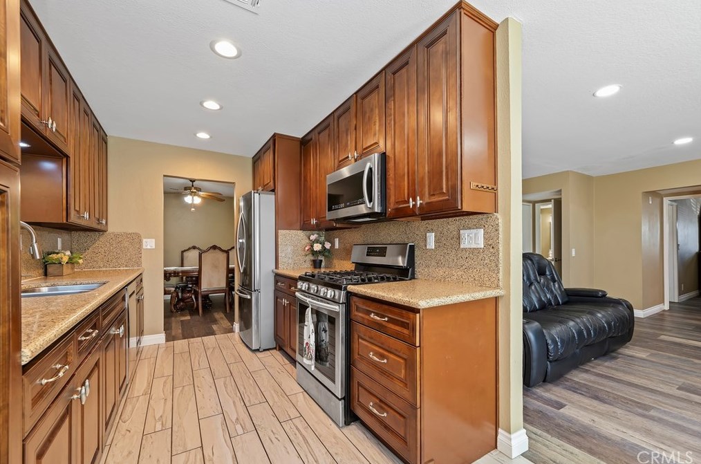 25671 Beeja Ct, Moreno Valley CA  92553-6846 exterior