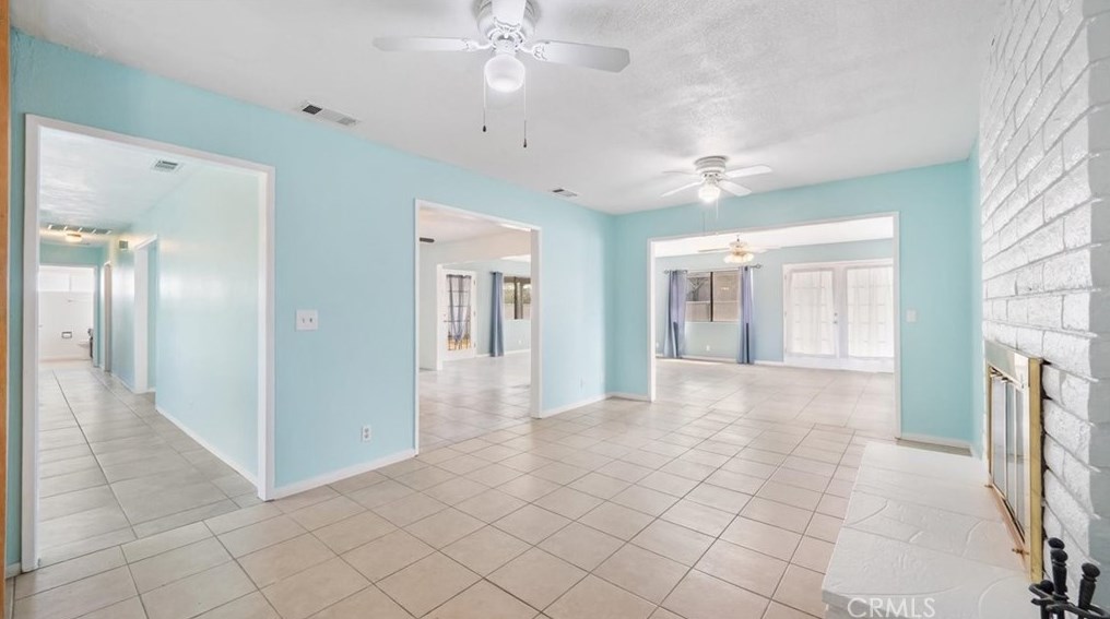 13095 Skiomah Rd, Apple Valley CA  92308-6321 exterior