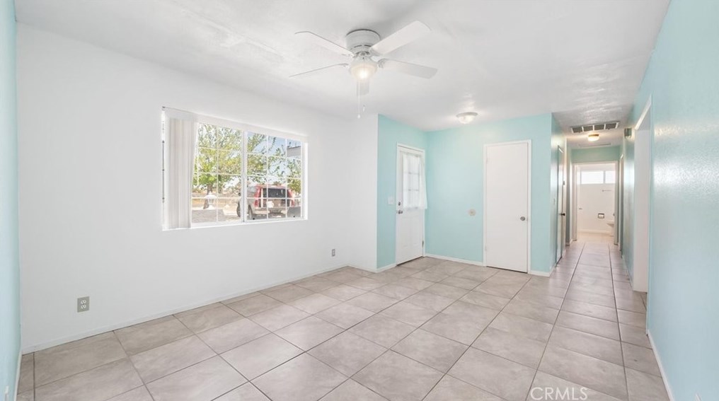 13095 Skiomah Rd, Apple Valley CA  92308-6321 exterior