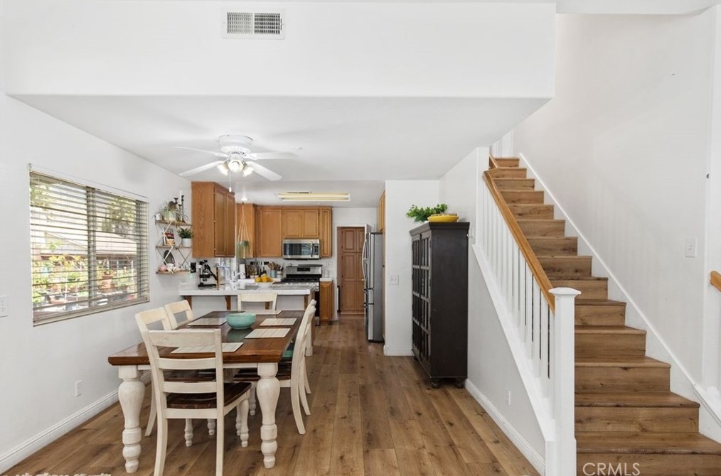 1502 Prestwick Dr, Riverside CA  92507-8447 exterior