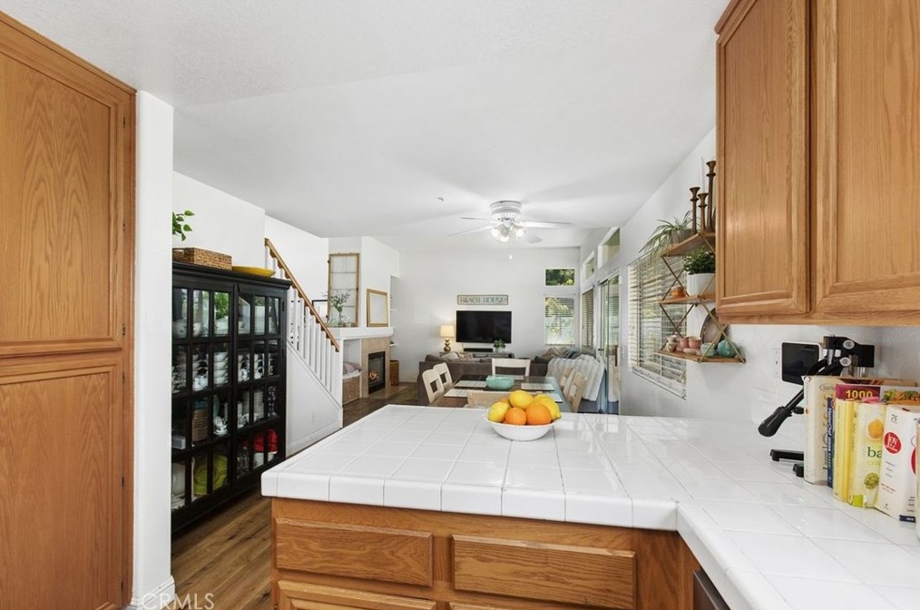 1502 Prestwick Dr, Riverside CA  92507-8447 exterior