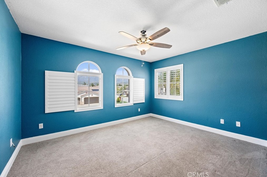 1527 Polaris Ln, Beaumont CA  92223-7802 exterior