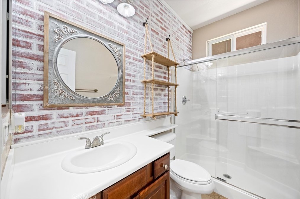 1527 Polaris Ln, Beaumont CA  92223-7802 exterior