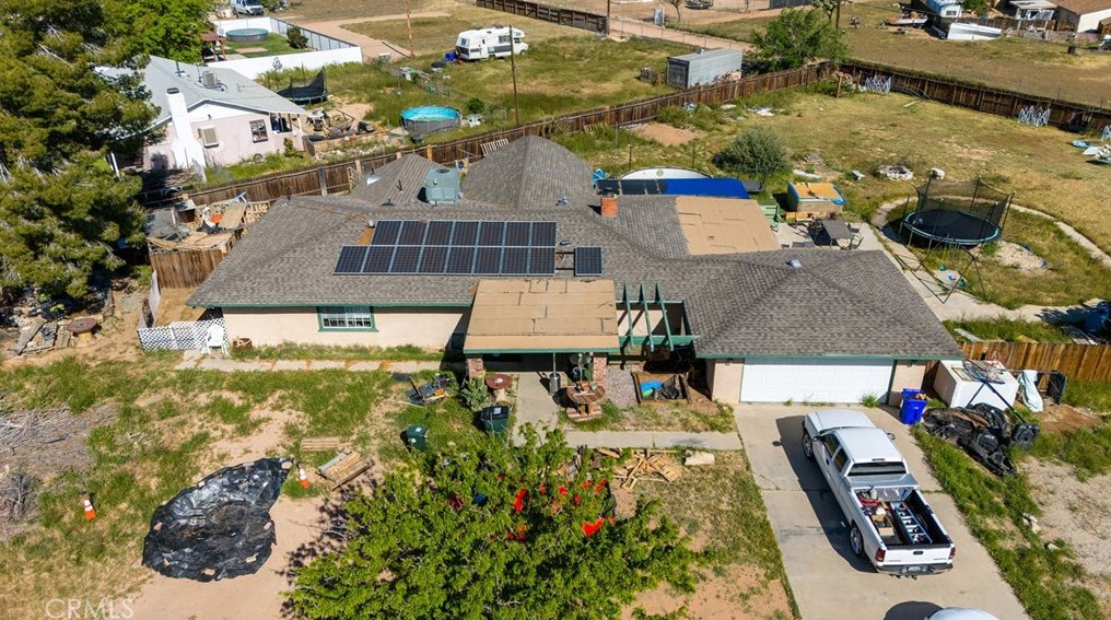 14360 Pawnee Rd, Apple Valley CA  92307-4275 exterior