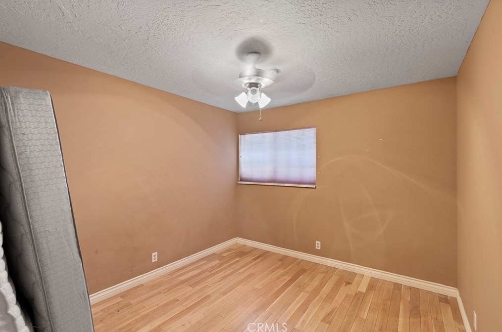 14360 Pawnee Rd, Apple Valley CA  92307-4275 exterior