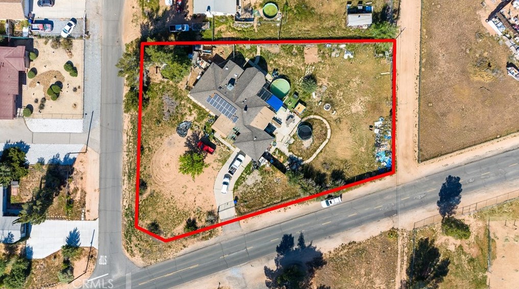 14360 Pawnee Rd, Apple Valley CA  92307-4275 exterior