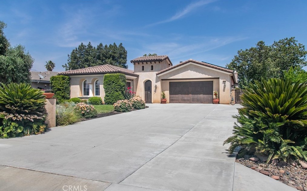 944 Pennsylvania Ave, Beaumont CA  92223-2407 exterior