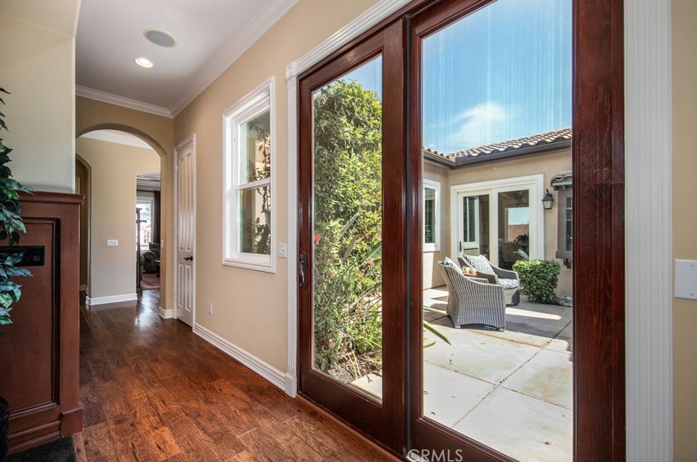 944 Pennsylvania Ave, Beaumont CA  92223-2407 exterior