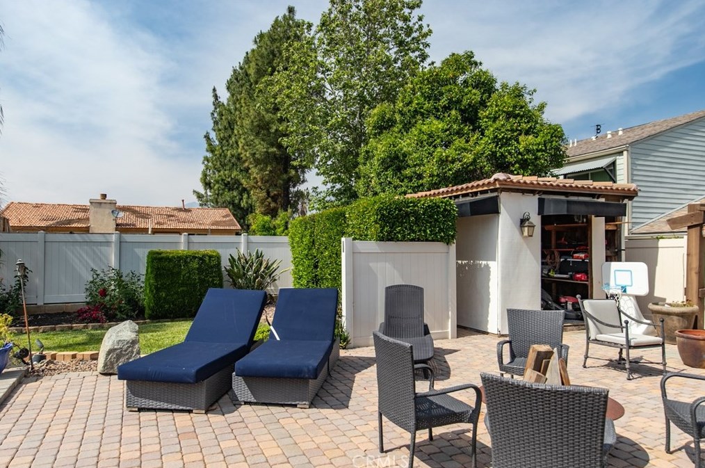 944 Pennsylvania Ave, Beaumont CA  92223-2407 exterior