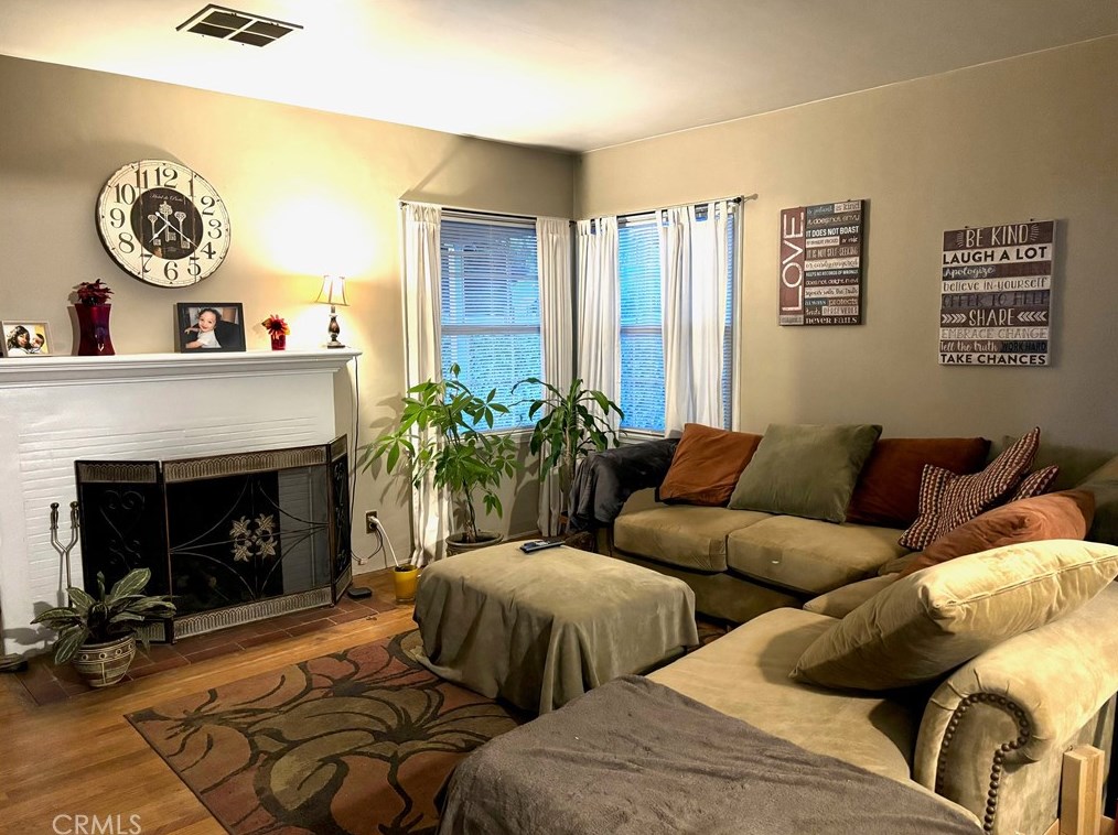 721 Hollowell St, Ontario CA  91762-3305 exterior