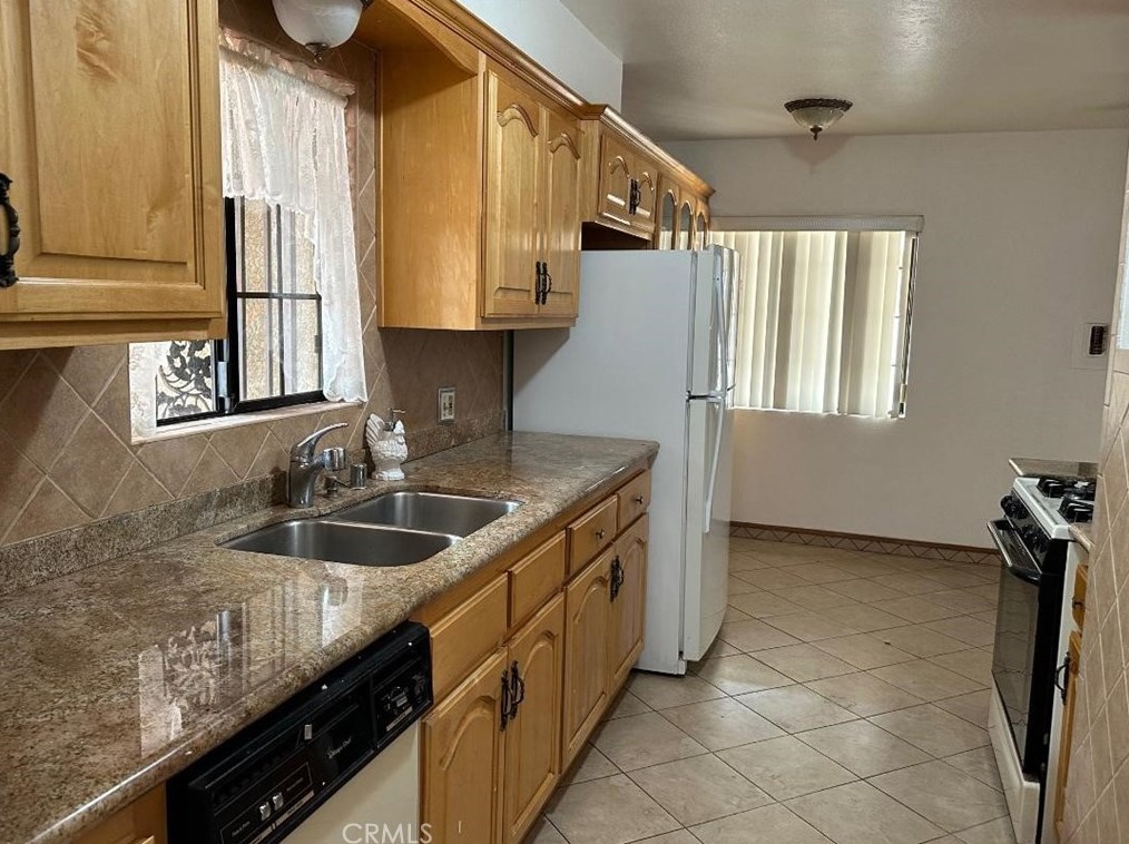 840 Cypress St, Covina CA 91724-2338 exterior