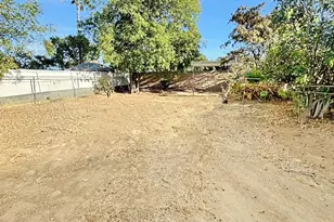 7450 Emerald St, Riverside, CA 92504 - Photo 11