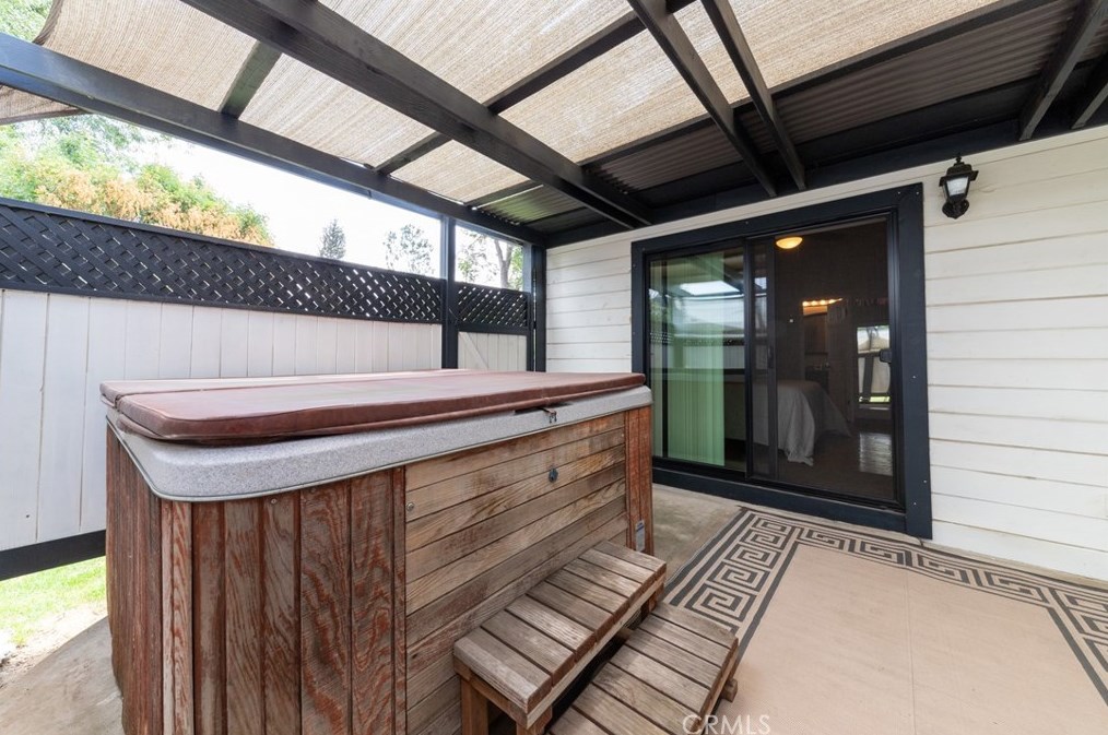 2957 Mcallister St, Riverside CA  92503-6112 exterior