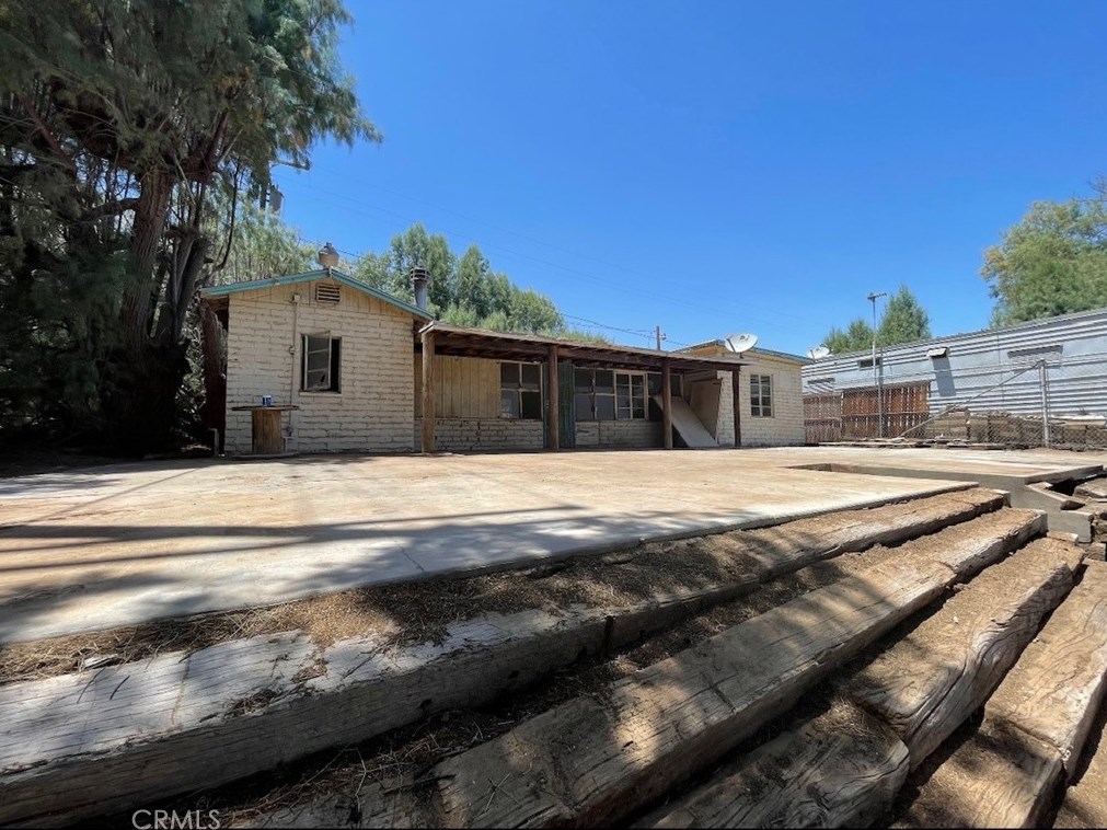 26 Ben Hulse Hwy, Palo Verde CA  92266-9800 exterior