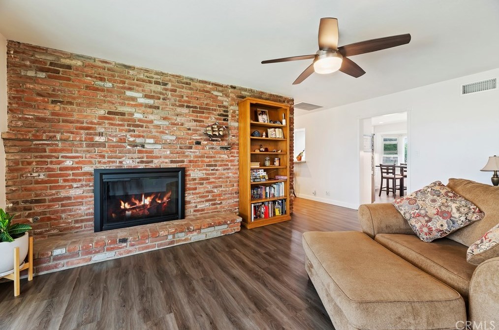 5445 Pinehurst Dr, Riverside CA  92504-1339 exterior