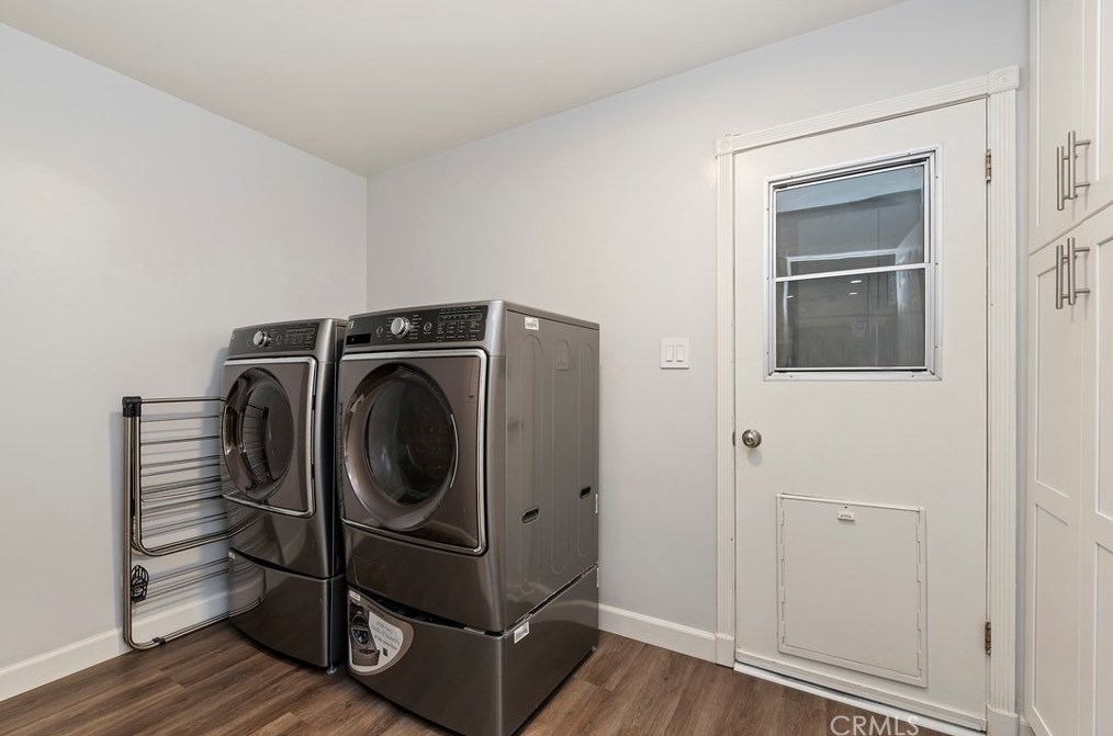 5445 Pinehurst Dr, Riverside CA  92504-1339 exterior