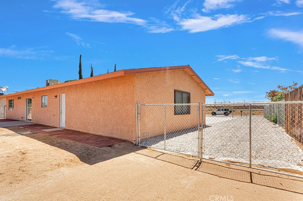 12950 El Rio Rd, Victorville CA  92392-9629 exterior