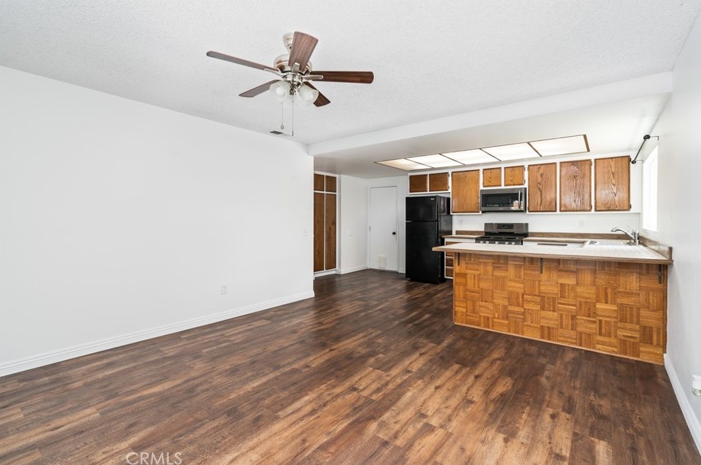 10 Ford St, Redlands CA  92374-6328 exterior