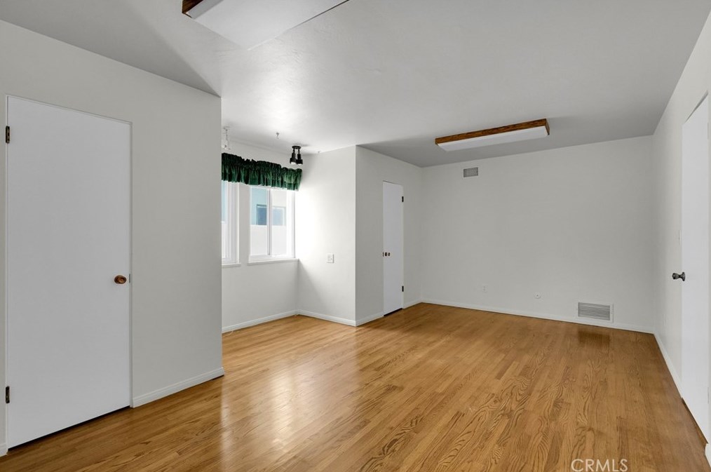 5035 Carlingford Ave, Riverside CA  92504-1311 exterior