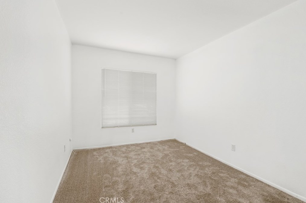 31670 Willow View Pl, Lake Elsinore CA  92532-0401 exterior