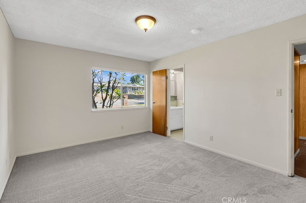 1961 Wetherly Way, Riverside CA 92506-3564 exterior