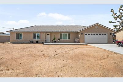 17425 Vista Street, Hesperia, CA 92345 - Photo 1