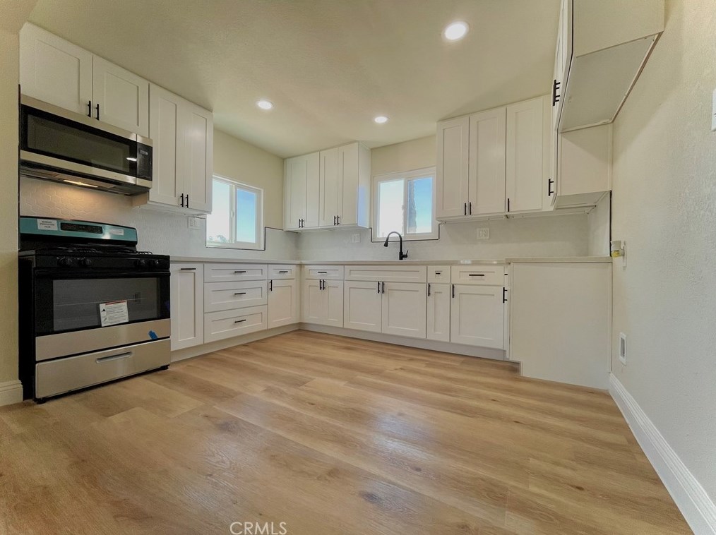 22462 Bay Ave, Moreno Valley CA  92553-3314 exterior