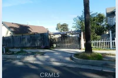 117 N Orange Avenue, Rialto, CA 92376 - Photo 1