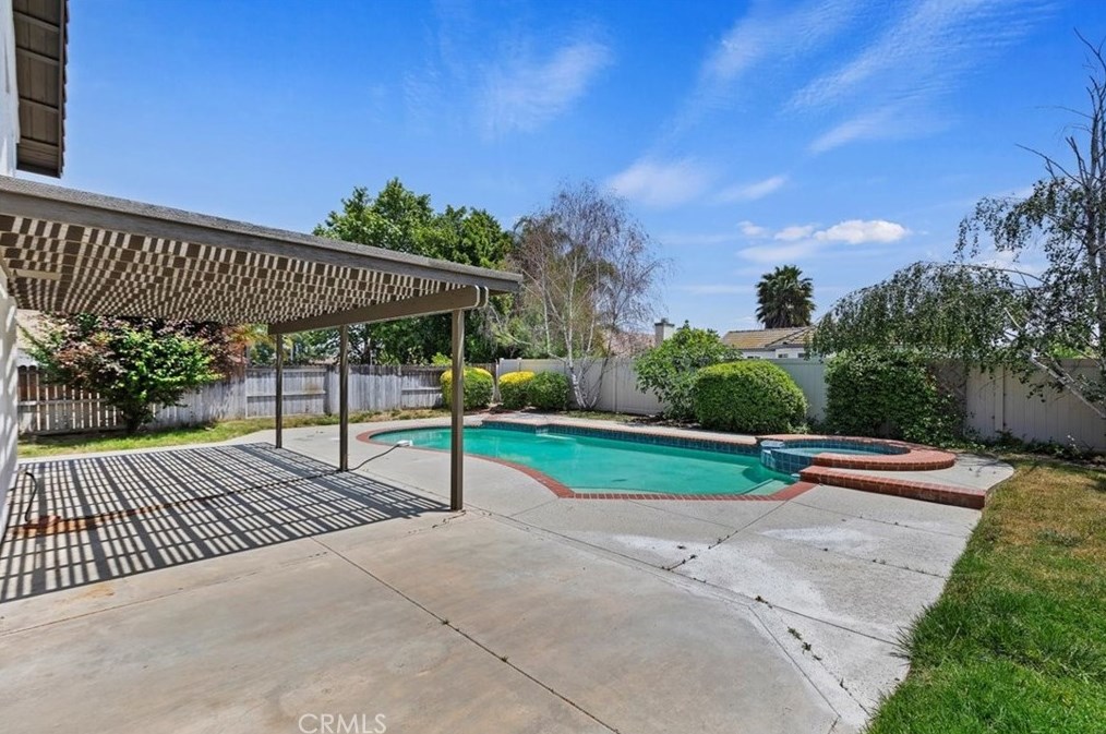 20443 Sugar Gum Rd, Riverside CA  92508-3005 exterior