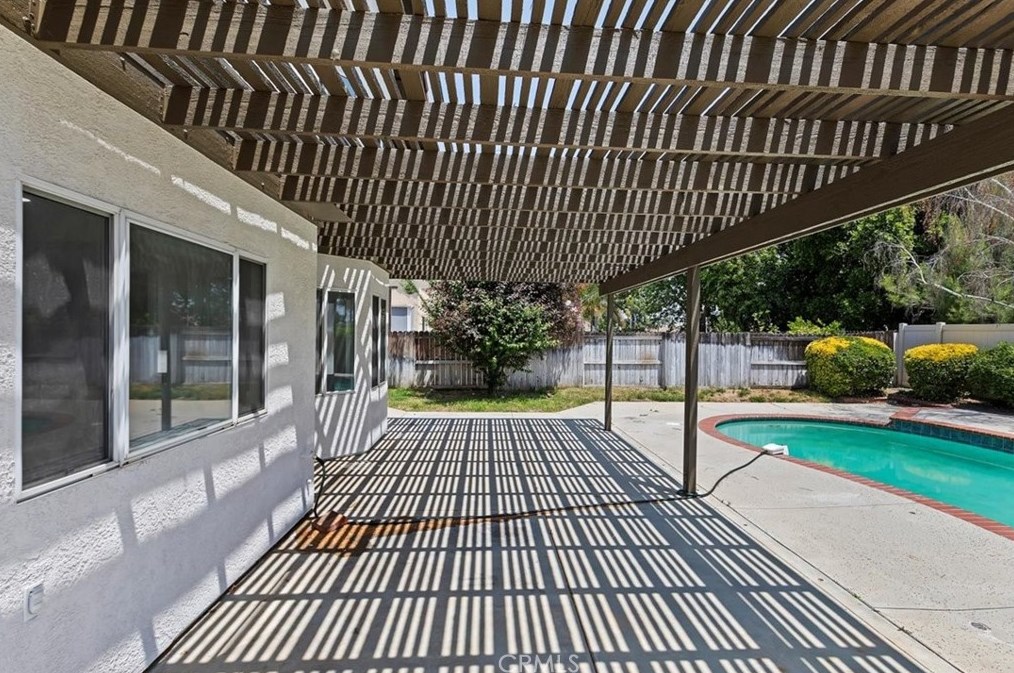 20443 Sugar Gum Rd, Riverside CA  92508-3005 exterior