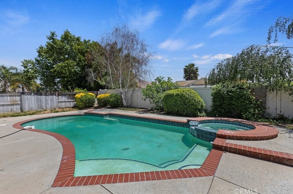 20443 Sugar Gum Rd, Riverside CA  92508-3005 exterior