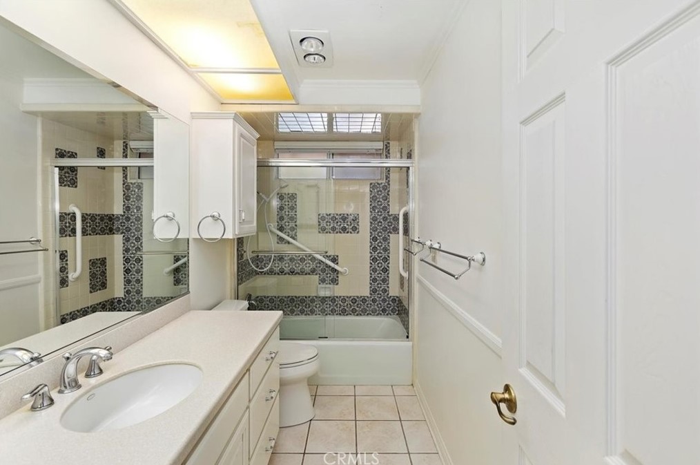 16229 Sunset Trl, Riverside CA  92506-5844 exterior