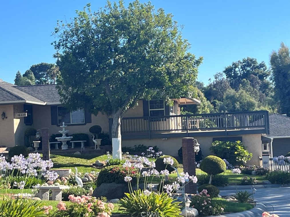 16229 Sunset Trl, Riverside CA  92506-5844 exterior