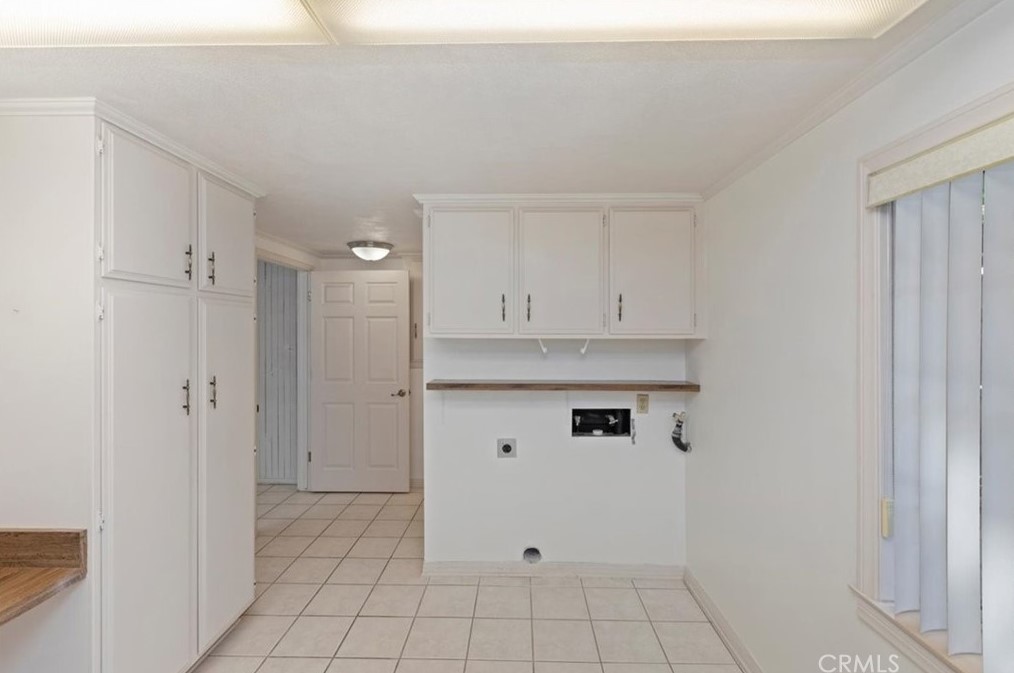 16229 Sunset Trl, Riverside CA  92506-5844 exterior