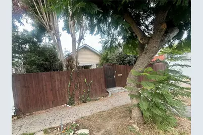 611 Sunset Avenue, Venice, CA 90291 - Photo 3