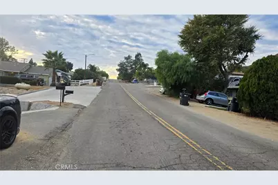 23436 Vista Way, Canyon Lake, CA 92587 - Photo 3