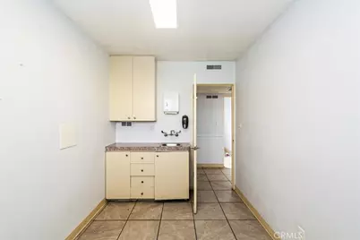 1364 N Waterman Avenue, San Bernardino, CA 92404 - Photo 9