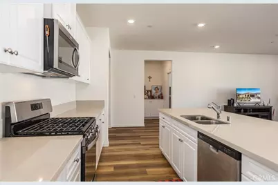 19778 Limon Court, Riverside, CA 92507 - Photo 9