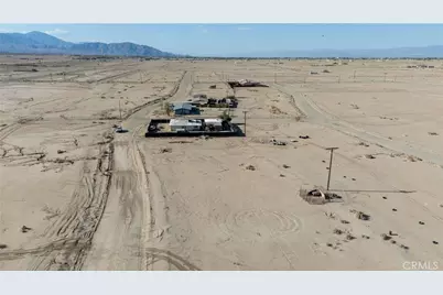 1932 Vassar Avenue, Thermal, CA 92274 - Photo 5