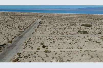 1383 Elmwood Avenue, Thermal, CA 92274 - Photo 7