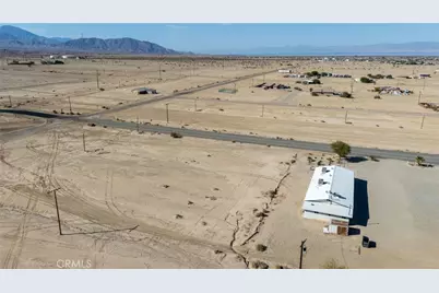 1381 S Marina Drive, Thermal, CA 92274 - Photo 5