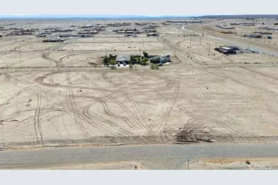 2028 Jefferson Avenue, Thermal, CA 92274 - Photo 3