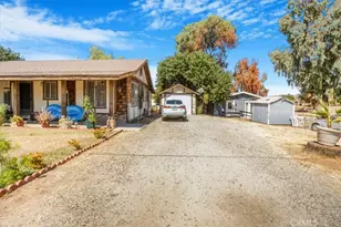 17386 Sage Ave, Riverside, CA 92504 - Photo 3