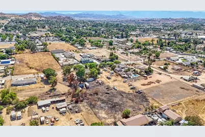 17386 Sage Avenue, Riverside, CA 92504 - Photo 63