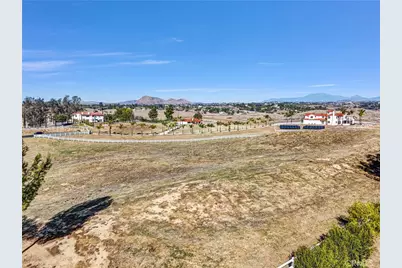 36335 Via Burgandy, Temecula, CA 92592 - Photo 3