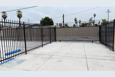 1233 N E Street, San Bernardino, CA 92405 - Photo 9