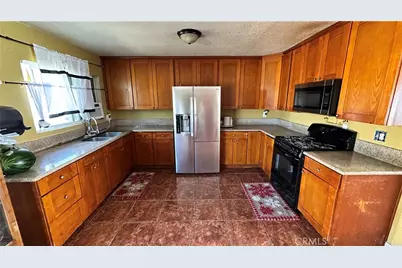 21290 Ellis Avenue, Perris, CA 92570 - Photo 15